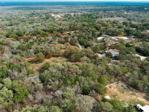 235 The Forest Rd, Dale, TX 78616