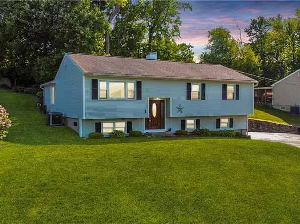 5 White Birch Lane, Beacon Falls, CT 06403