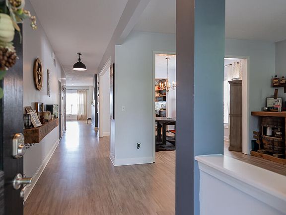4th image of 2359 Merluna Dr