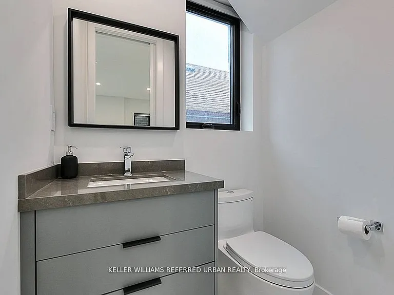 613 Harvie Ave — Photo 7