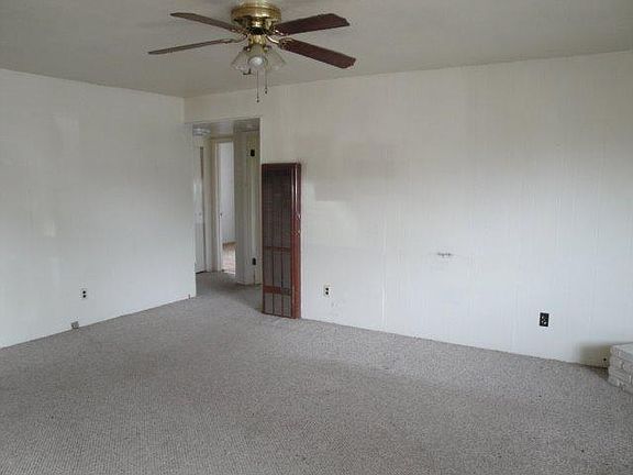 3rd image of 5905 Cohn Ave