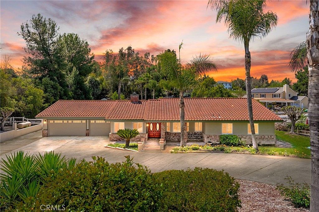 ゆゆ 29825 Puesta Del Sol, Temecula, CA 92591 | Zillow