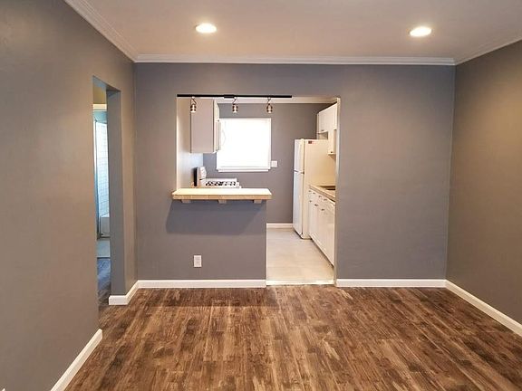 3rd image of 614 S Avenue 60