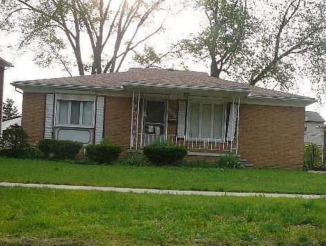 1st image of 24730 Manistee Ave