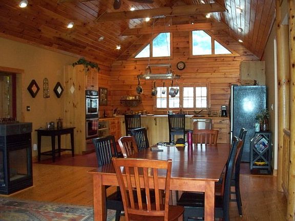 5th image of 133 Boyd Dr