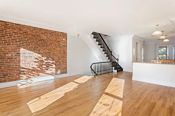 Rented by Compass | media 4
