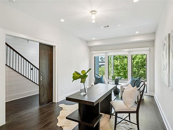 4th image of 2528 Appleden Pl