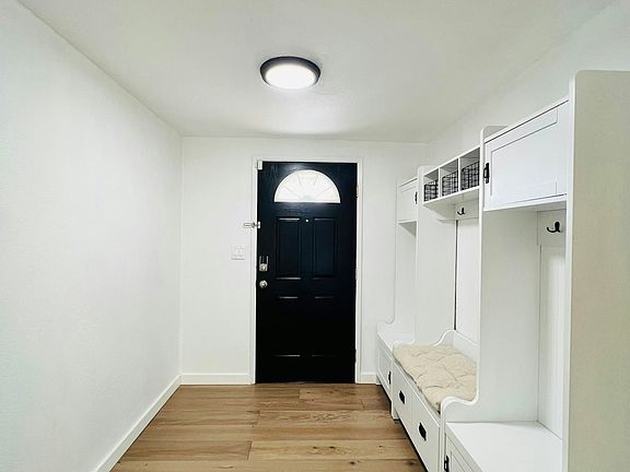 4th image of 2819 Yarmouth Way