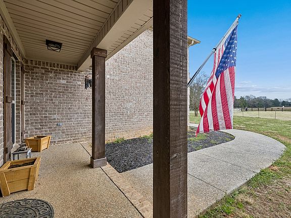 5th image of 3941 Kelley Farris Rd