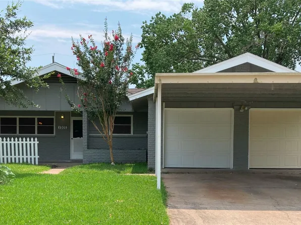 1202 Dunstan Rd, Pasadena, TX 77502