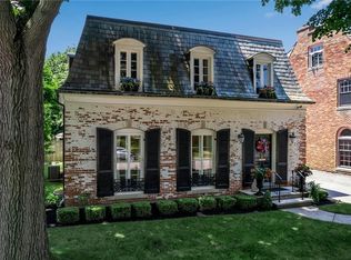 120 Meadow Rd, Buffalo, NY 14216