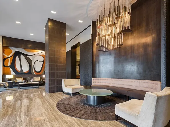 50 Riverside Boulevard image 9 of 16