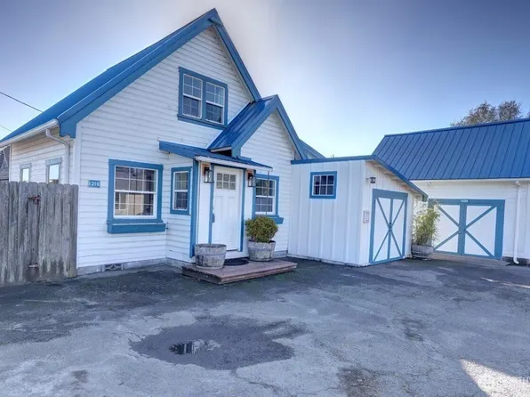 1220 48th Street, Seaview, WA 98644