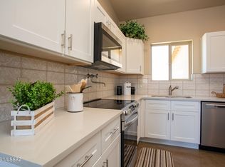 7961 N Pleasant Ln, Tucson, AZ 85743