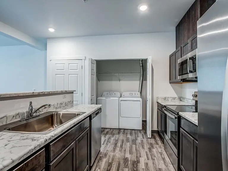 The Amelia Apartments, LLC — Photo 13