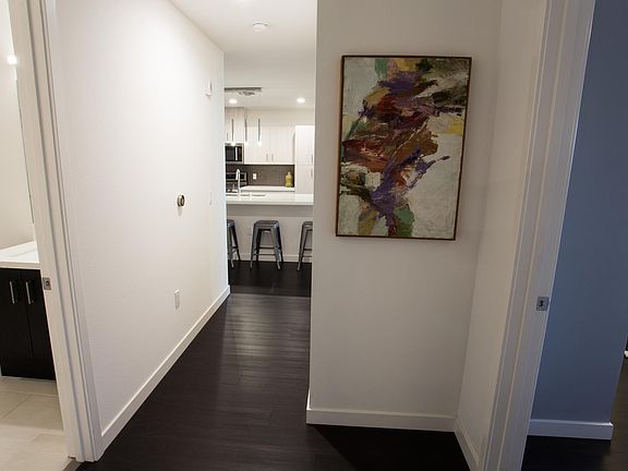 Hallway to bedrooms.