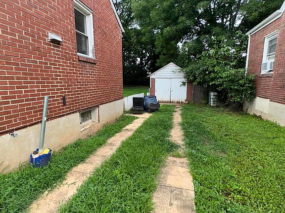 3rd image of 3221 Greenland Ave NW