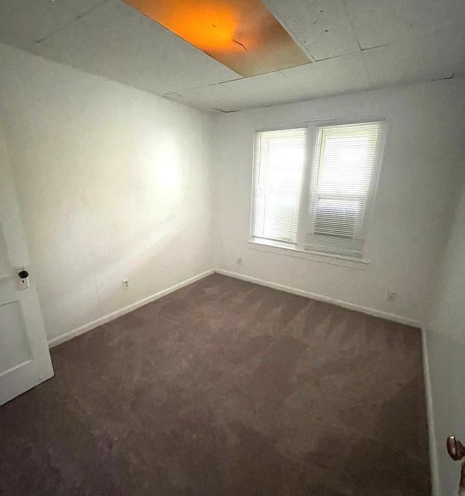 1st image of 71 W Josephine St