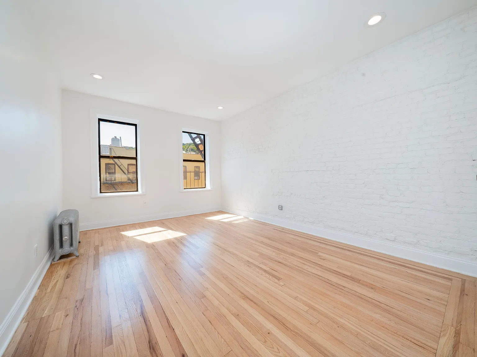 20 Sickles Street — Photo 4