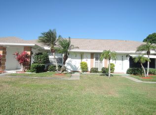 519 Crooked Lake Ln #B, Fort Pierce, FL 34950