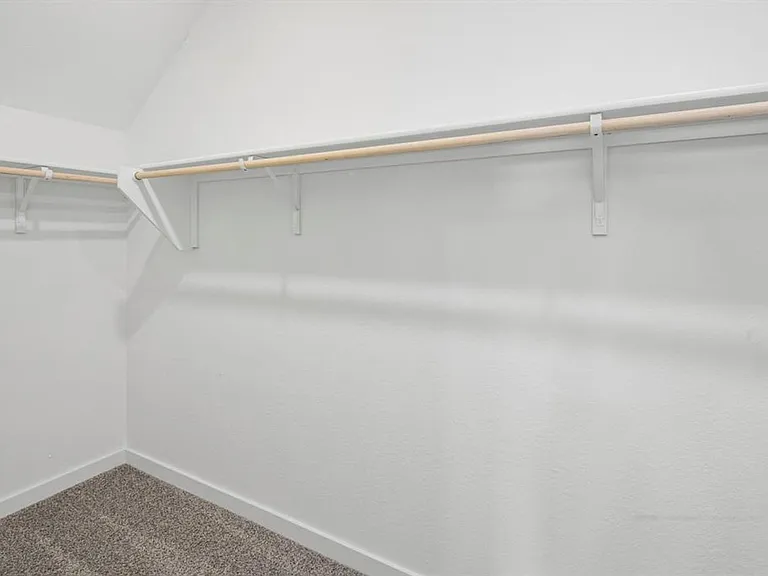 7911 Linda Michelle Ln — Photo 20