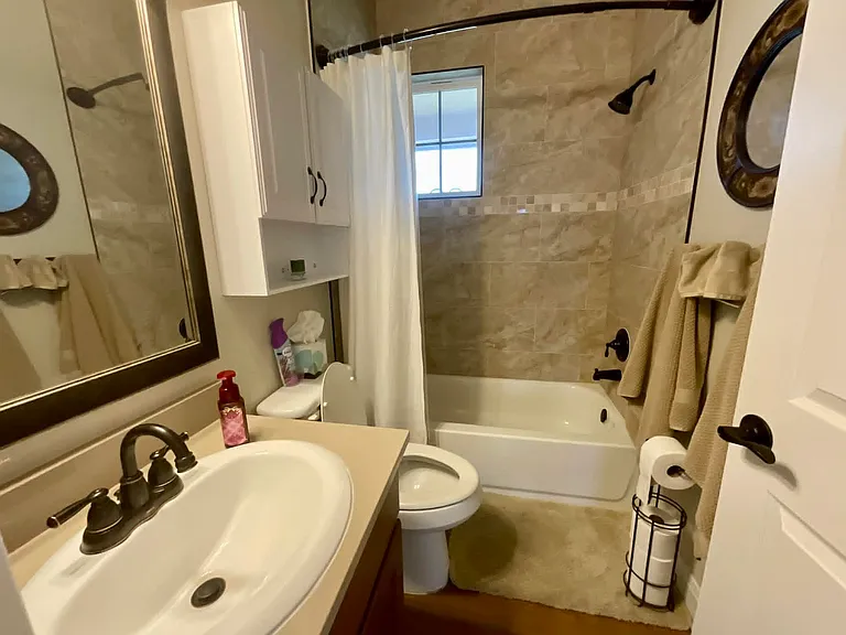 104 Rolling Waters Ct — Photo 16