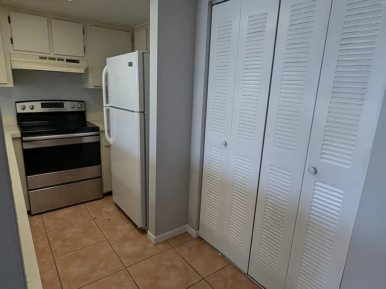 1051 Clearmont St NE #202 — Photo 19