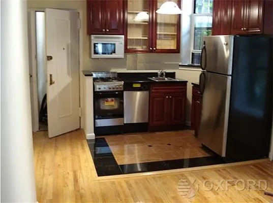 Rented by Oxford Property Group | media 5