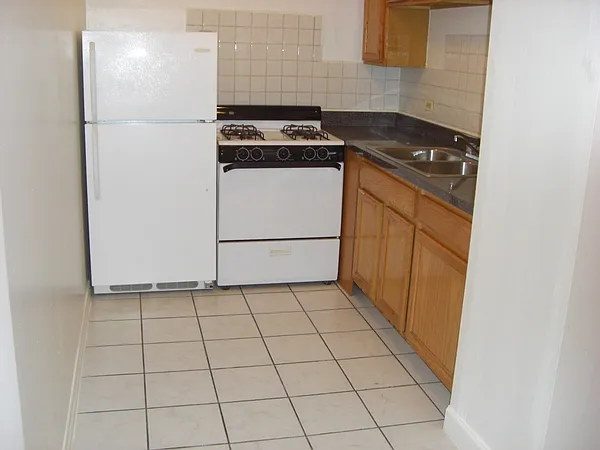 1 bed, 1.0 bath, 650 sqft, $1,450 — Photo 3