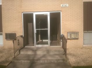 18361 Glen Oak Ave APT 1I, Lansing, IL 60438