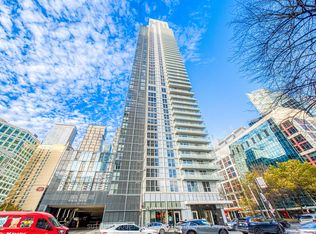 300 Front St W #1912, Toronto, ON M5V 0E9