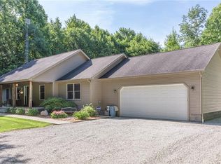 2382 Fillingham Rd, Rome, OH 44085