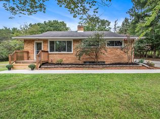 2354 Newport Rd, Ann Arbor, MI 48103