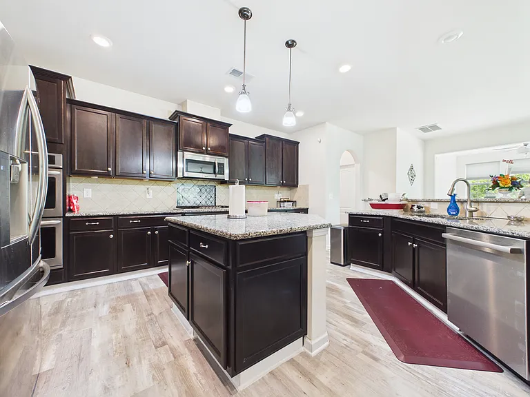 1379 Corey Cabin Ct — Photo 6