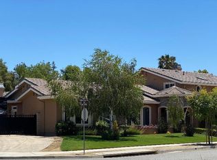 586 Valley Gate Rd, Simi Valley, CA 93065