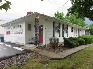 34 Warwick Rd, Edison, NJ 08820