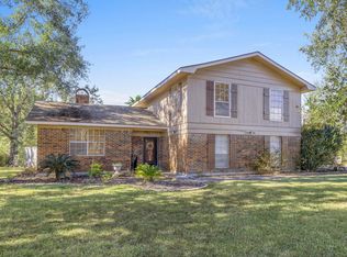 357 White Oak Dr, Lake Charles, LA 70611