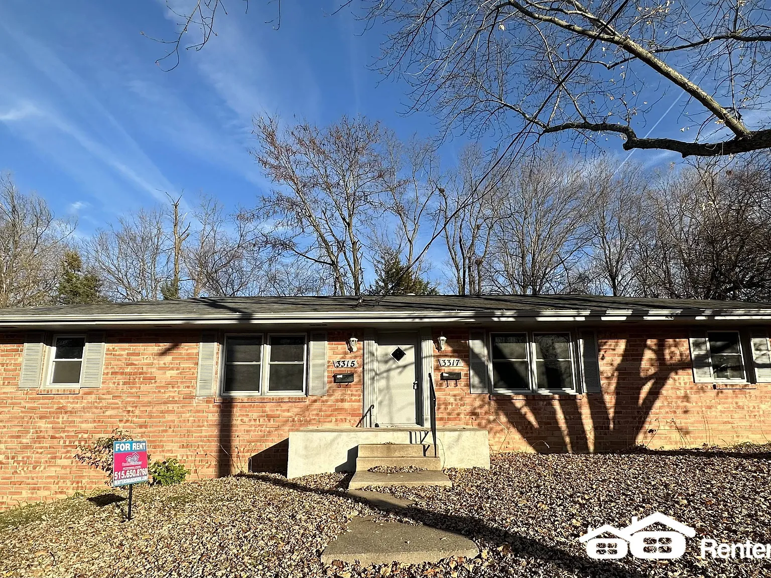2 Bedroom Duplex with Garage! — Photo 1