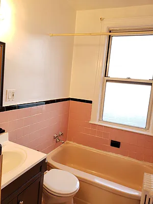 Rented by Astoria Realty | media 9