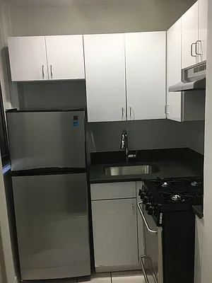 Rented by Solil Management | media 3