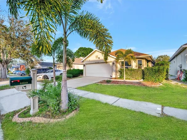 6809 Exeter Park Pl, Apollo Beach, FL 33572