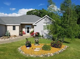 7103 284th Ave, Salem, WI 53168