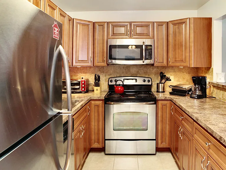 Cloverdale Park Apartments, LLC — Photo 4