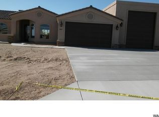 3807 Whaler Dr #L, Lake Havasu, AZ 86406