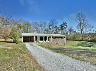 672 Cane Creek Rd, Rocky Top, TN 37769