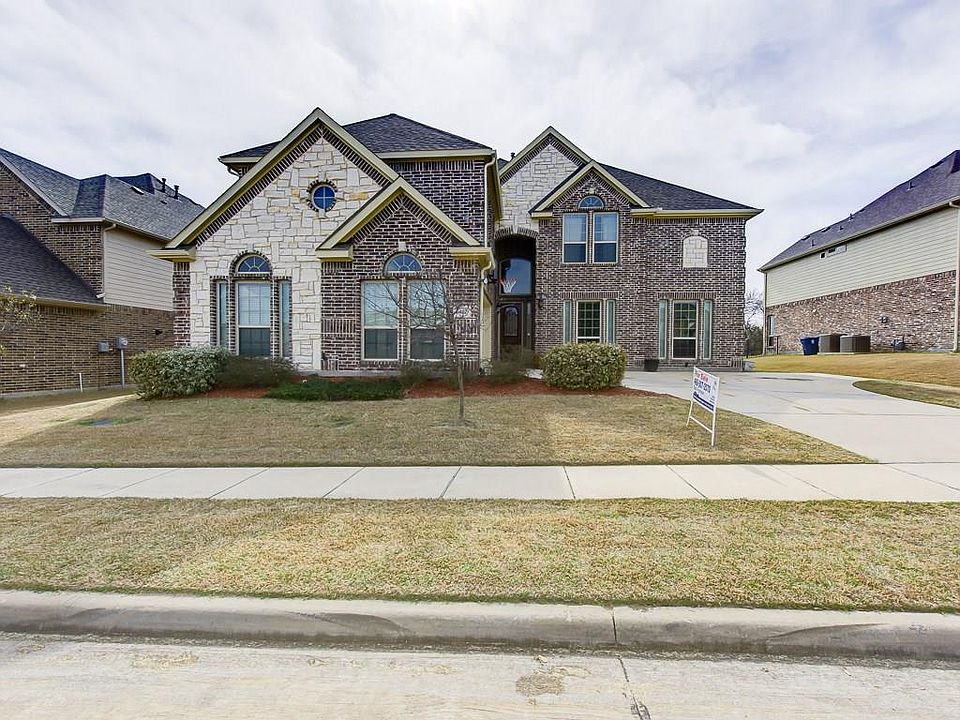 1st image of 6402 Lakecrest Dr