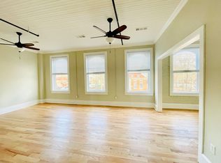 121-129 S Main St #201, Madison, GA 30650