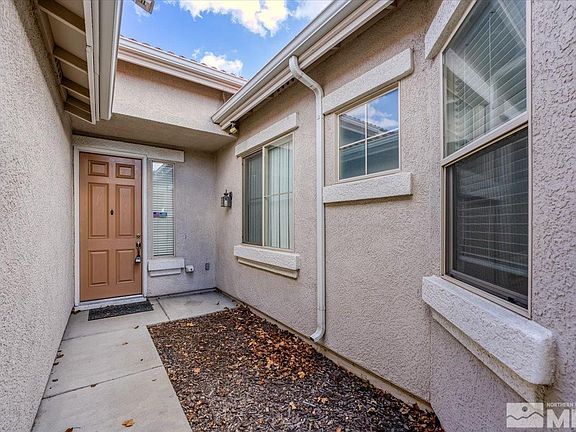 3rd image of 2080 Veneto Dr
