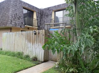 270 Woodland Rd, Palm Springs, FL 33461