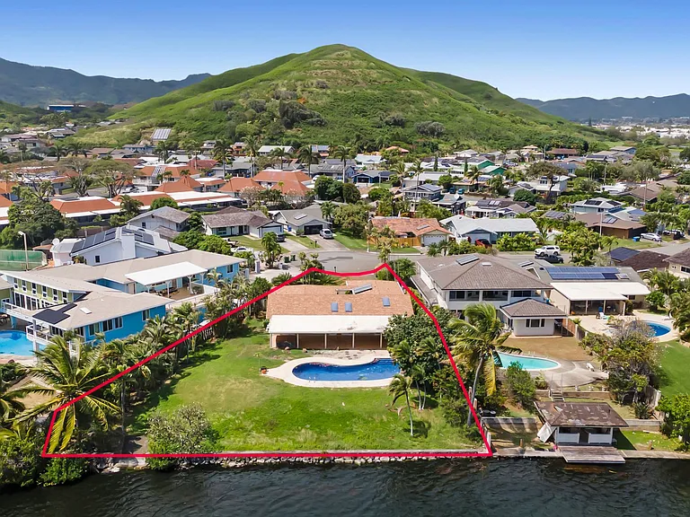 325 Hamakua Dr — Photo 3